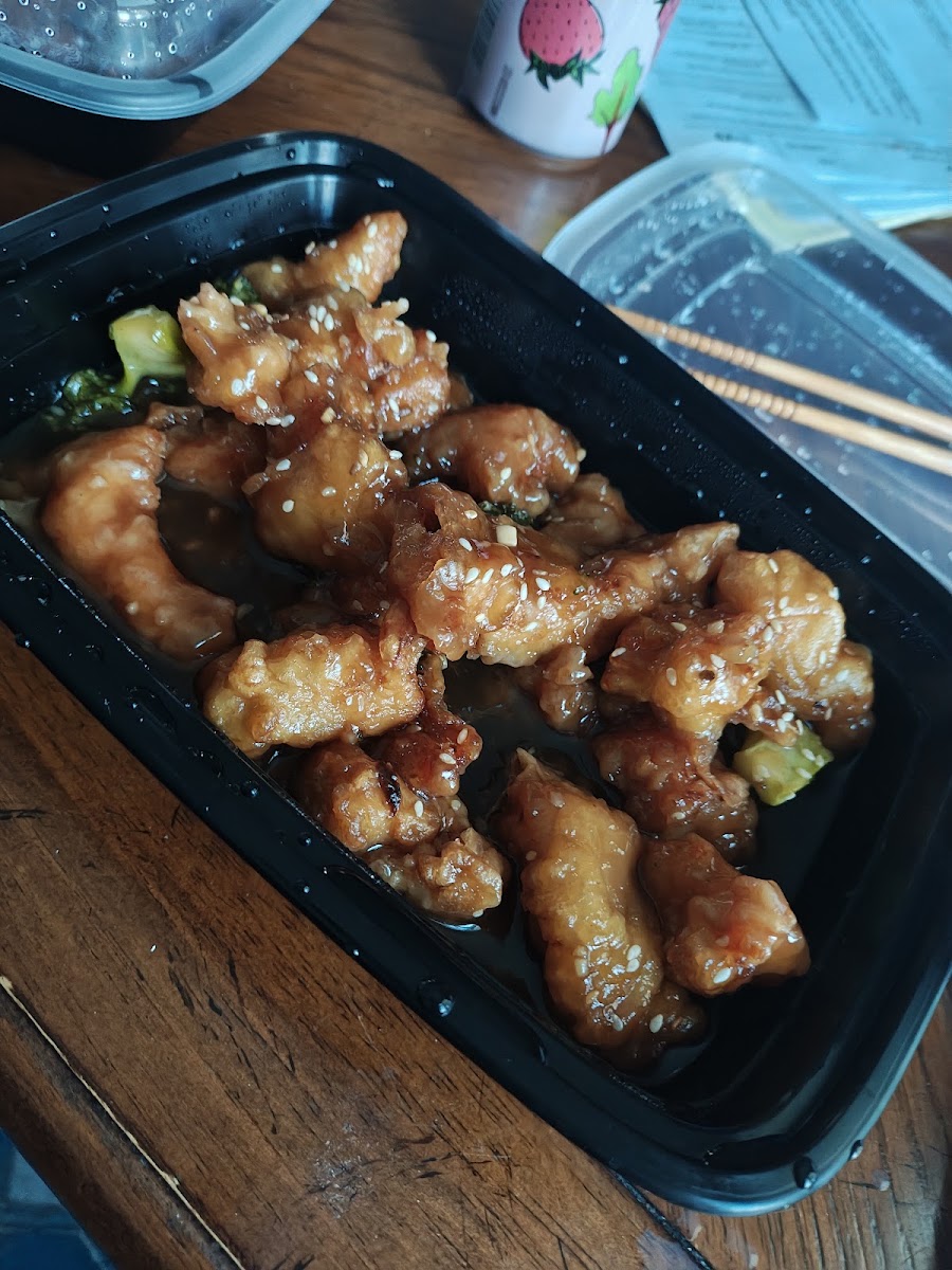 Chinatown Restaurant Photo 5